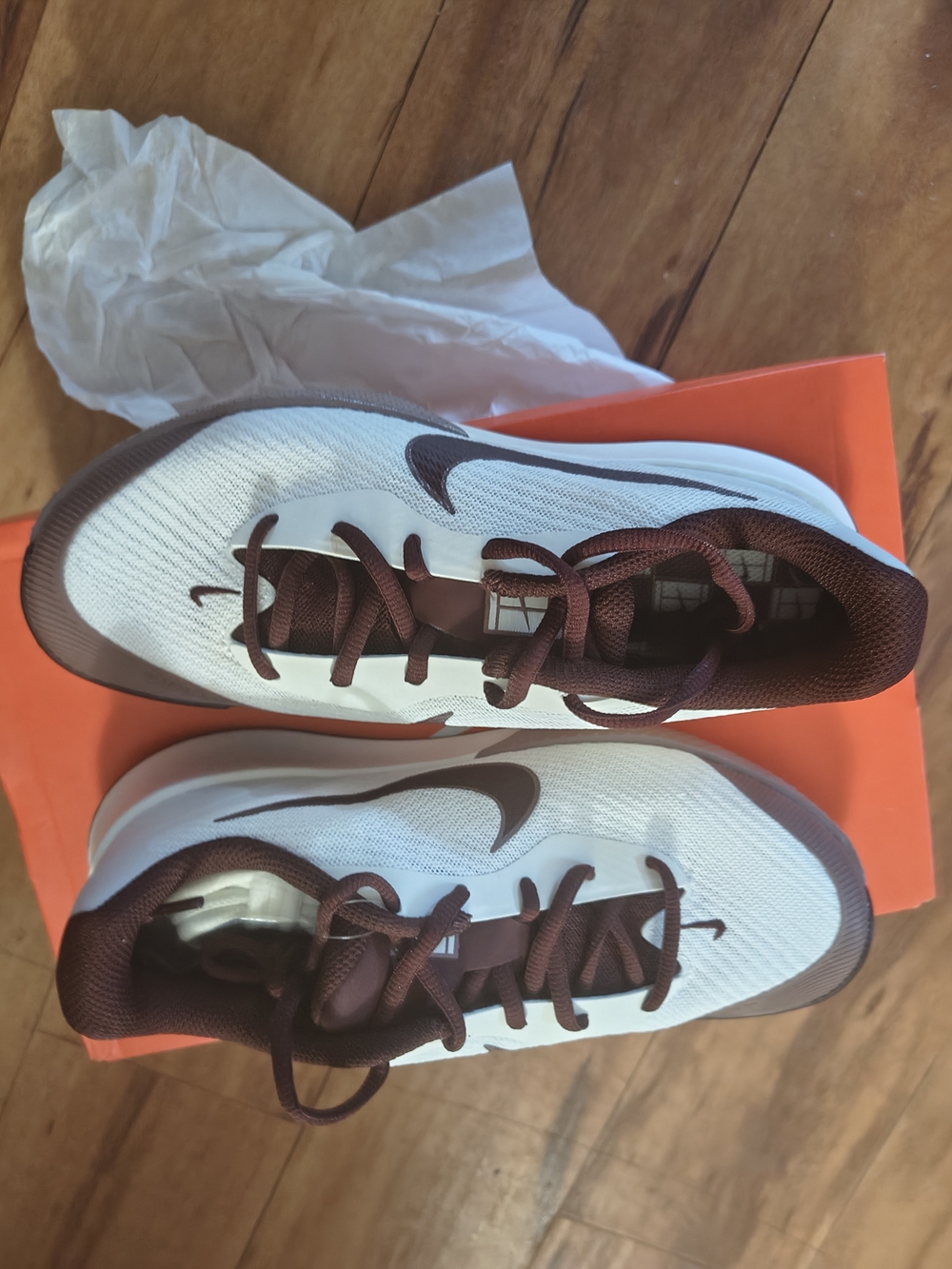 Nike Women's White and Maroon Running Sneakers